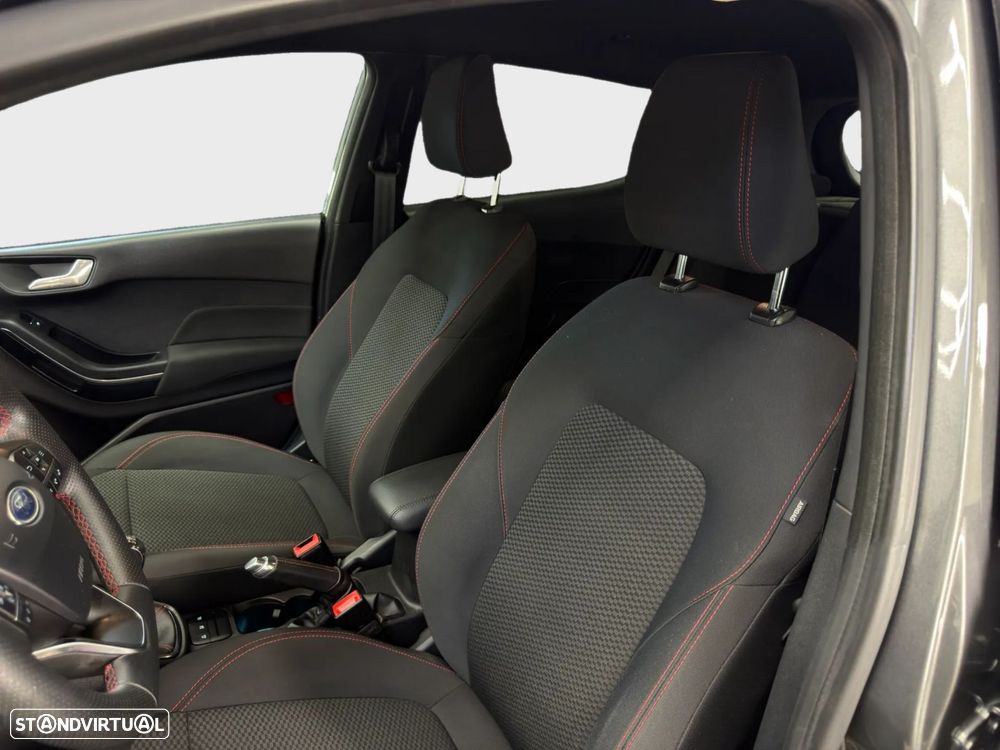 Ford Fiesta 1.0 EcoBoost ST-Line - 11