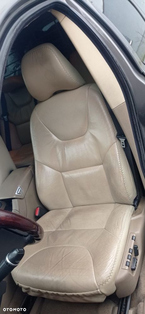 Volvo XC 70 AWD Momentum - 14