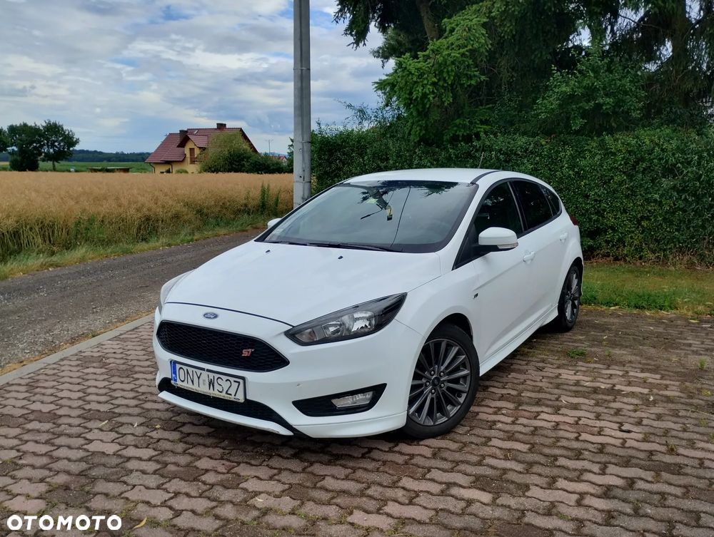 Ford Focus 1.5 EcoBoost ST-Line ASS - 1