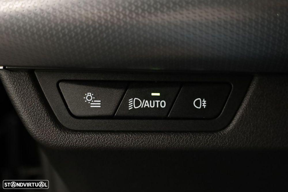 BMW iX2 eDrive20 Pack Desportivo M - 19