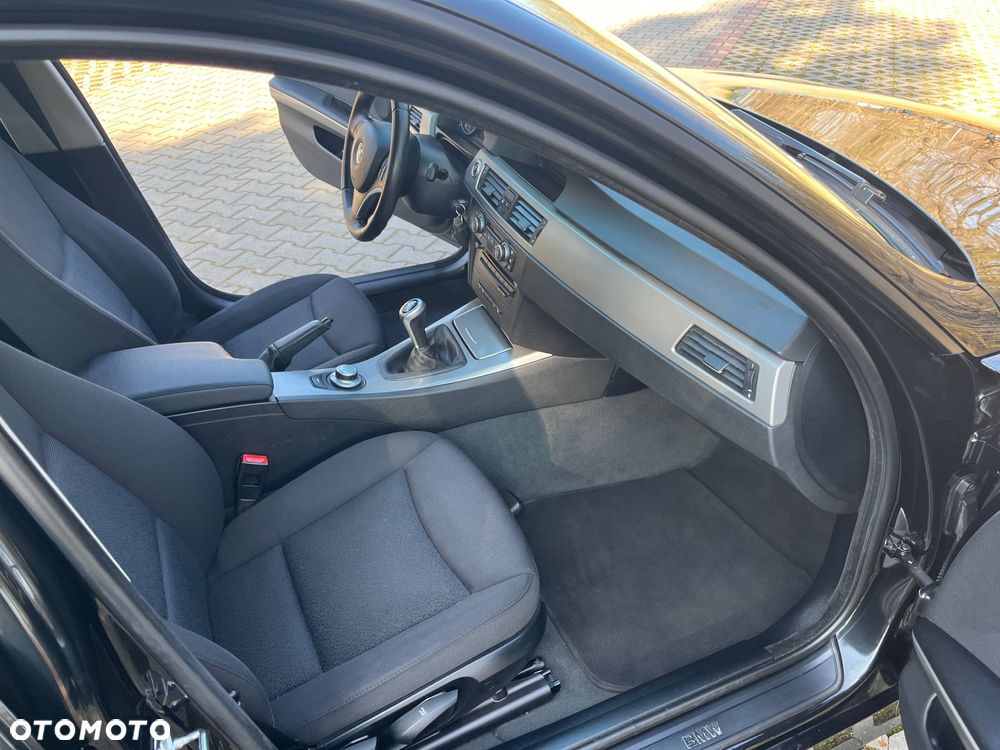 BMW Seria 3 - 14