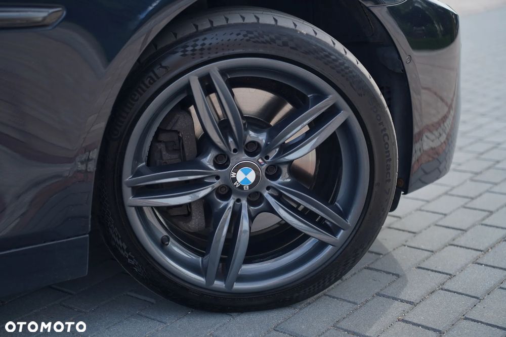 BMW Seria 5 528i Sport-Aut - 14