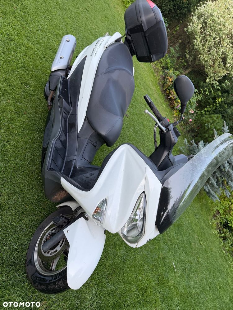 Suzuki Burgman - 3
