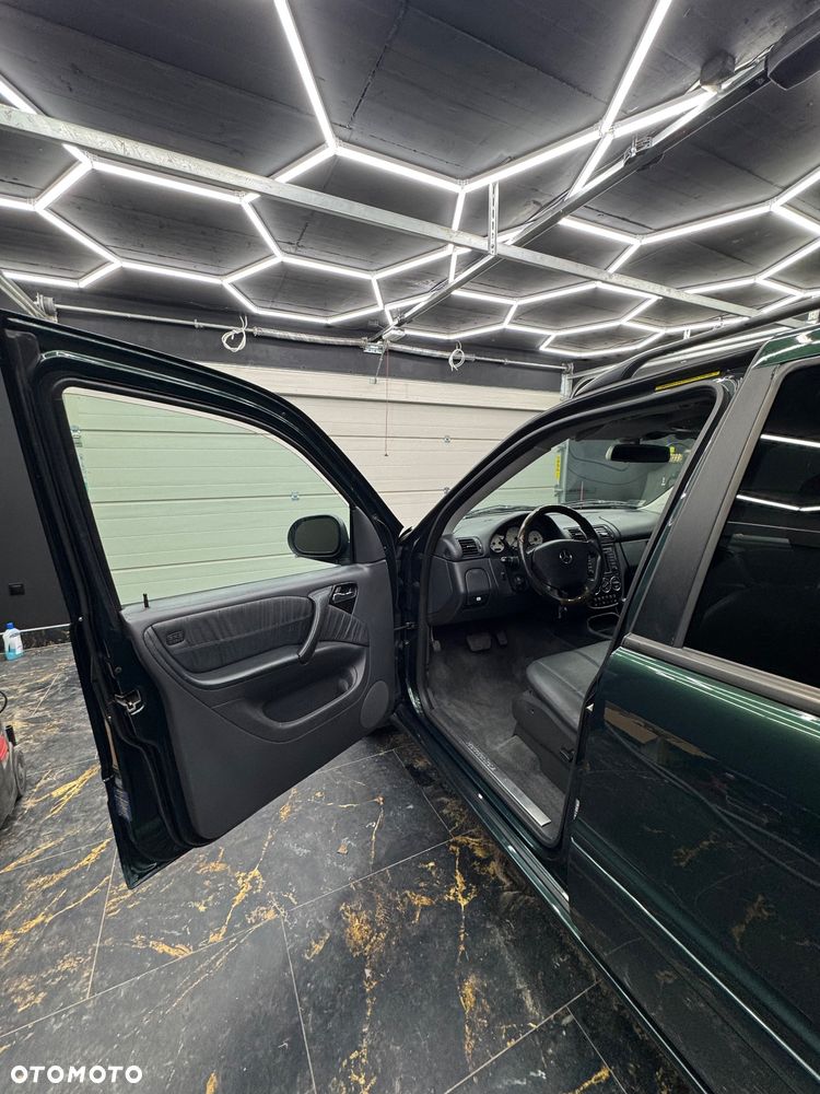 Mercedes-Benz ML 55 AMG - 11