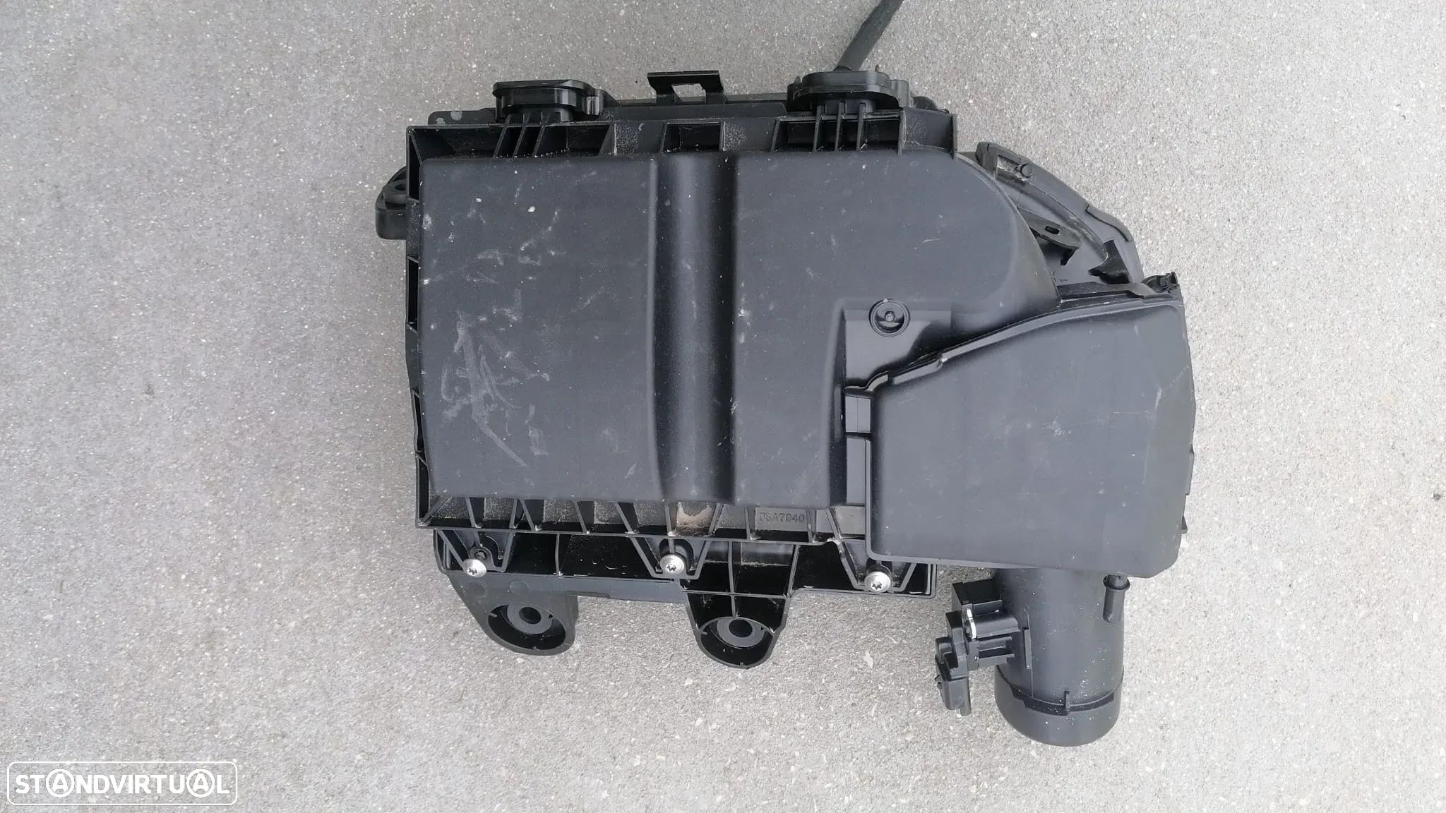 Caixa do Filtro do Ar Citroen C3 Aircross 1.5Bluehdi 2024 em Stock - 1