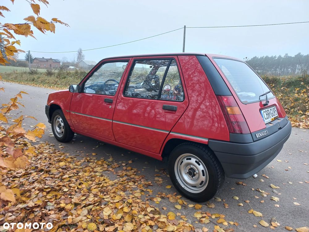 Renault 5 - 8