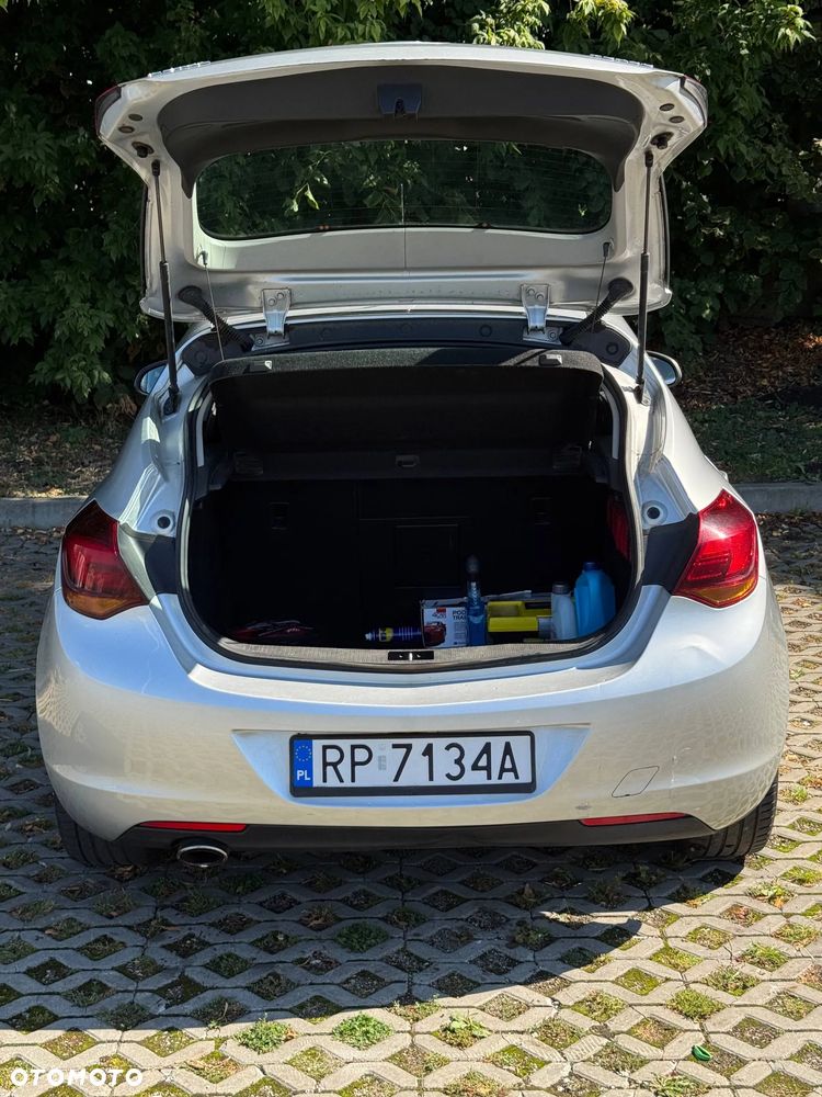 Opel Astra 1.4 Turbo - 13