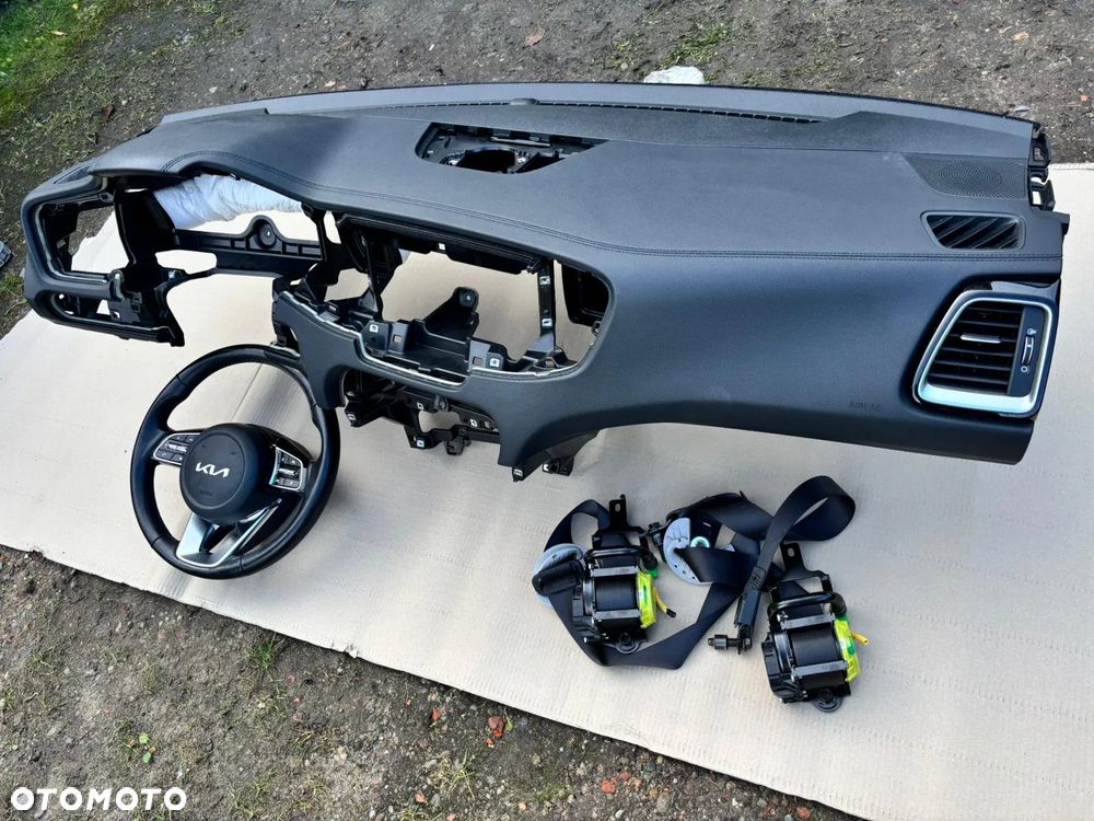 Kia Ceed III 2021deska rozdzielcza , poduszka kierownicy - 2
