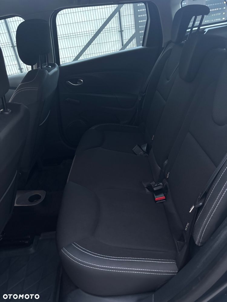 Renault Clio - 14