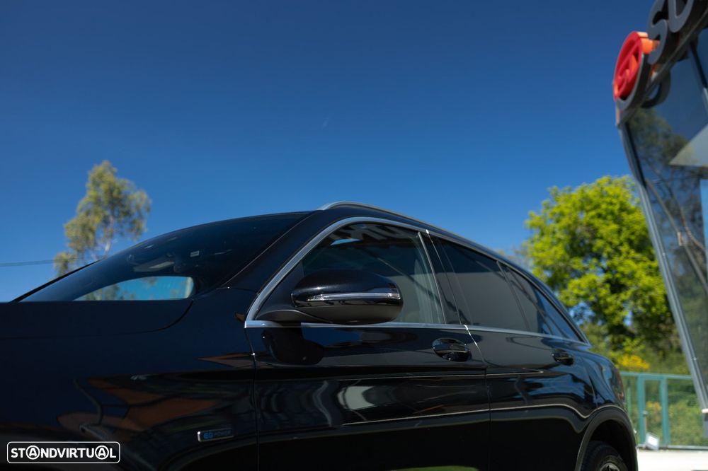 Mercedes-Benz GLC 300 de 4Matic - 11