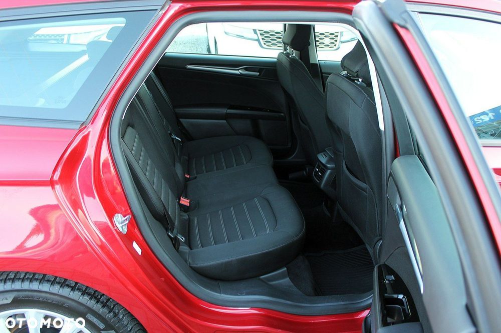 Ford Mondeo SW 2.0 Hybrid Trend - 14