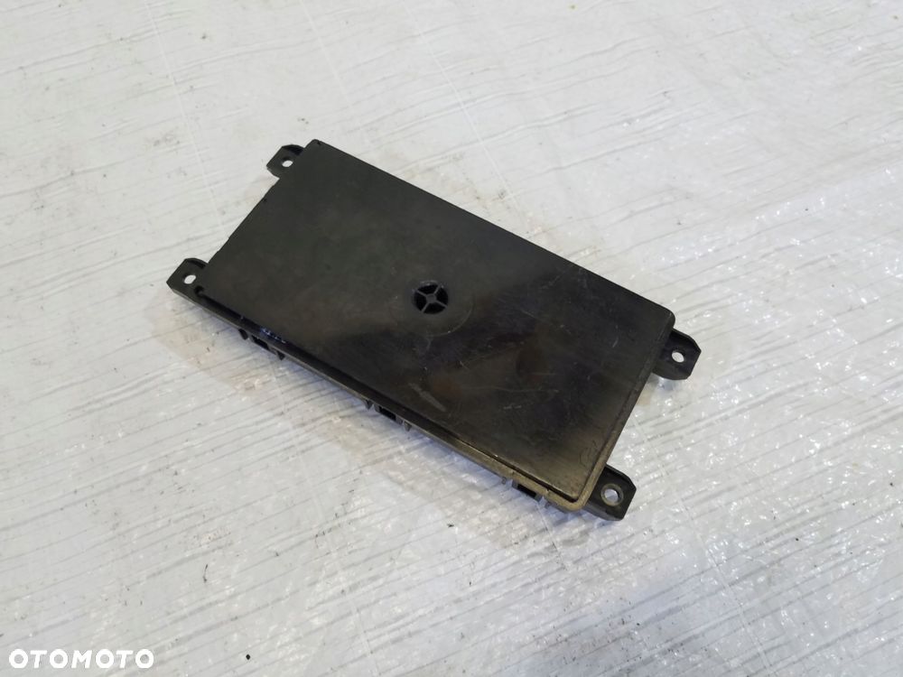 ładowarka indukcyjna mercedes-benz a2239000026 - 2
