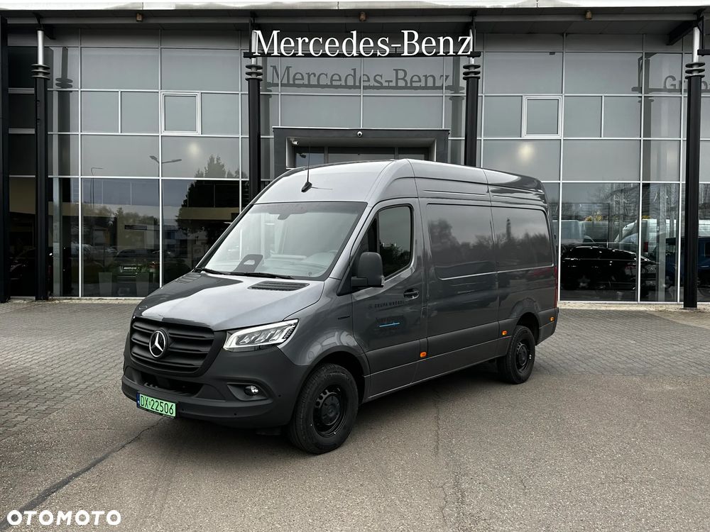 Mercedes-Benz E-Sprinter - 1