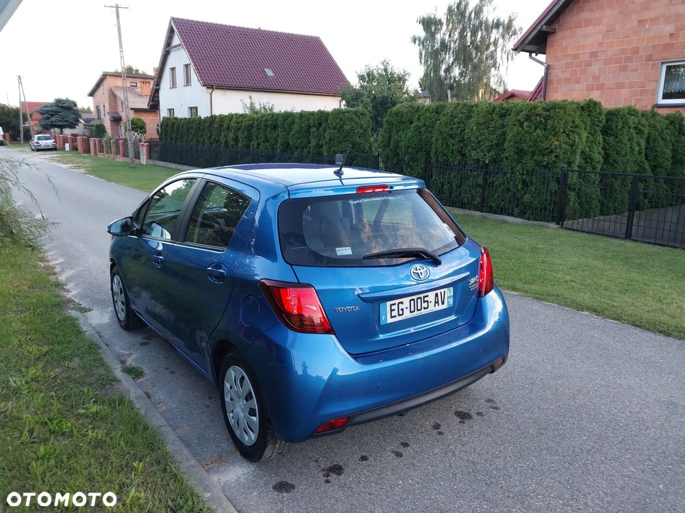 Toyota Yaris 1.33 Premium - 5
