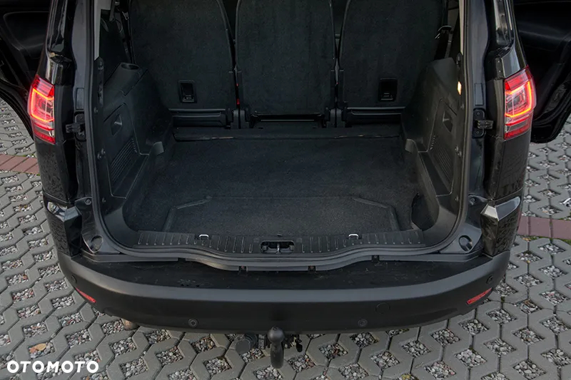 Ford S-Max 2.0 FF Titanium - 38