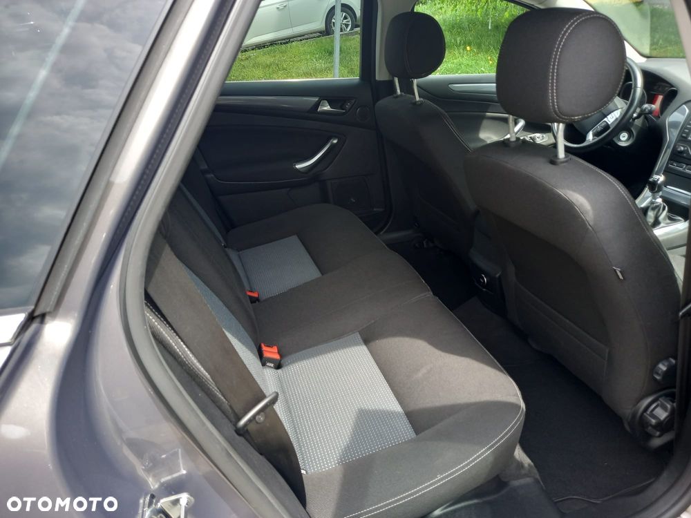 Ford Mondeo 2.0 TDCi Business Edition - 17