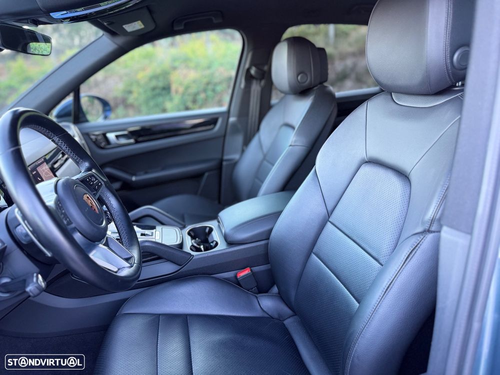 Porsche Cayenne E-Hybrid Tiptronic S Platinum Edition - 26