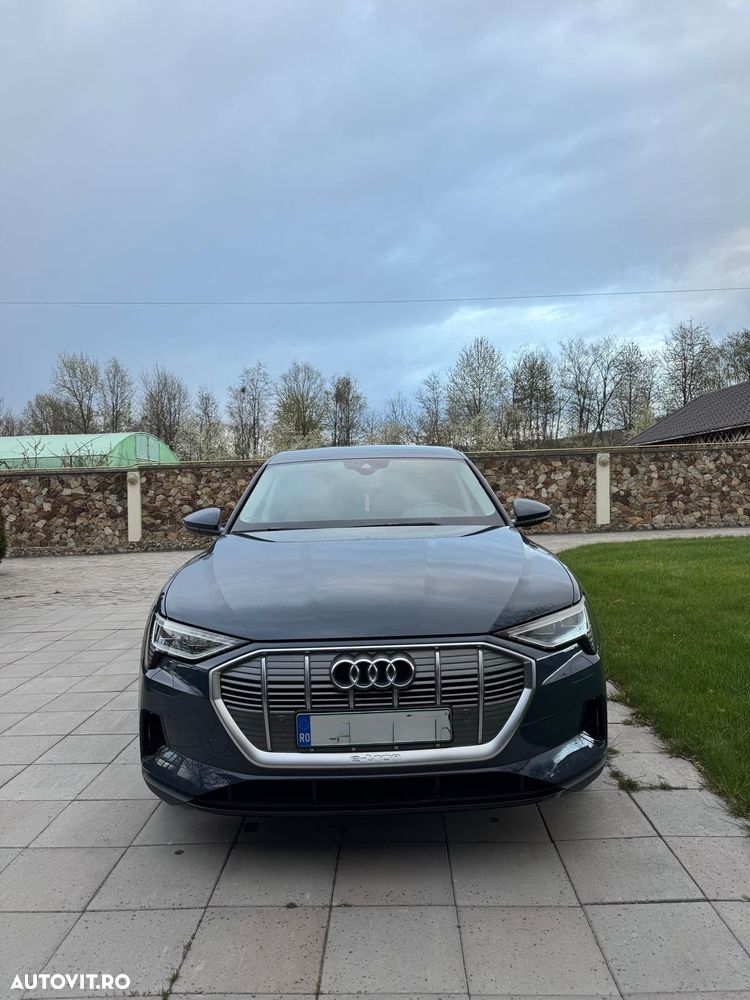 Audi e-tron 50 quattro S-Line - 1