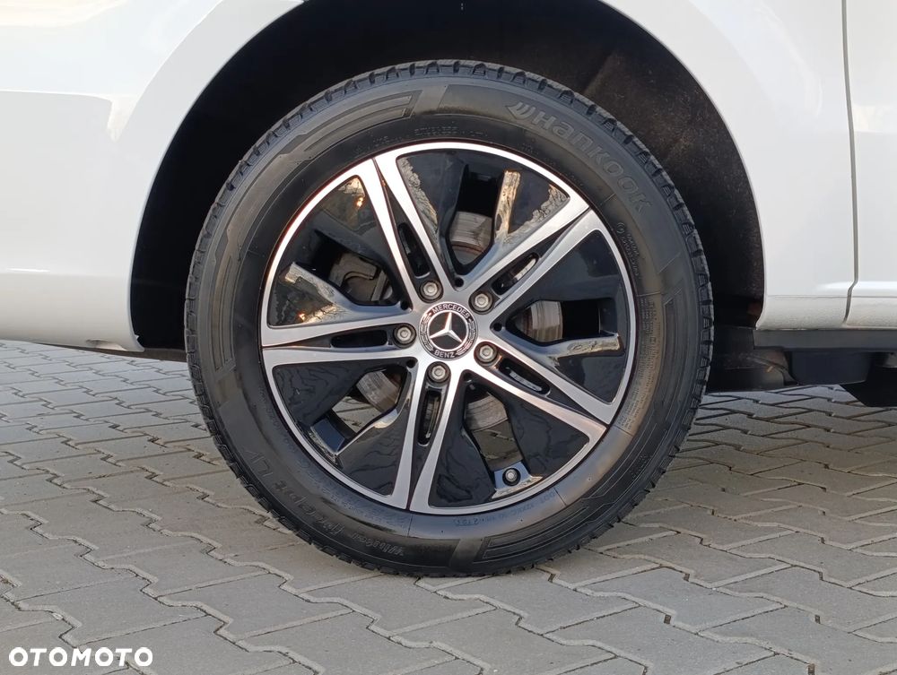 Mercedes-Benz Vito Tourer Lang SELECT - 16