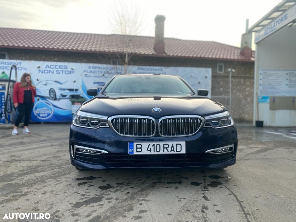 BMW Seria 5 520d Aut. Luxury Line - 1