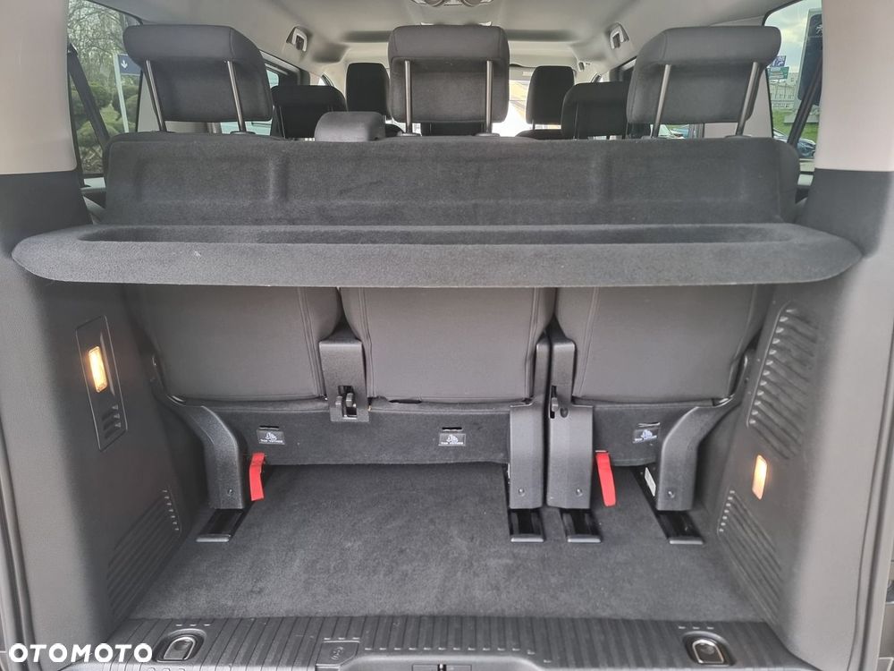 Peugeot Traveller 2.0 BlueHDi Standard Active - 28