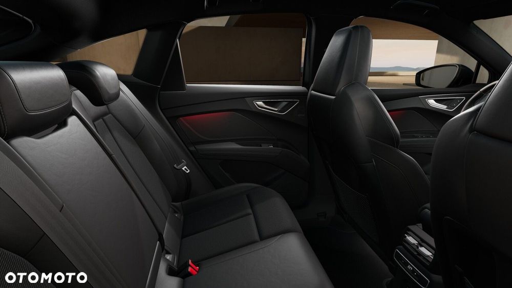 Audi Q4 Sportback e-tron - 11