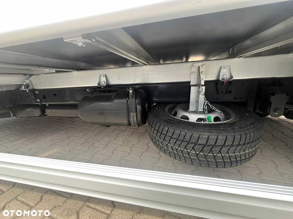 Iveco TANIEJ NIE ZNAJDZIESZ - KONTENER Z WINDĄ - Iveco 35s18h - 29