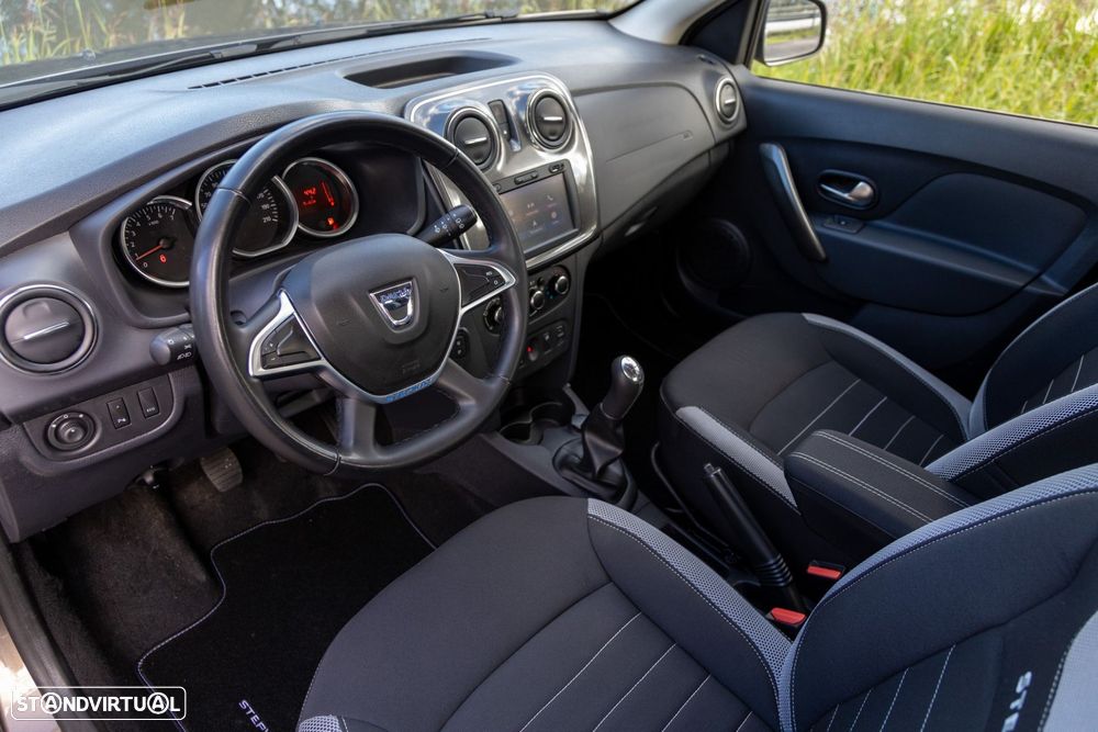 Dacia Sandero 0.9 TCe Stepway - 33
