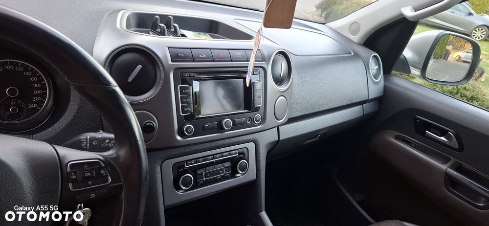 Volkswagen Amarok Double Cab 2.0 TDi Highline - 8