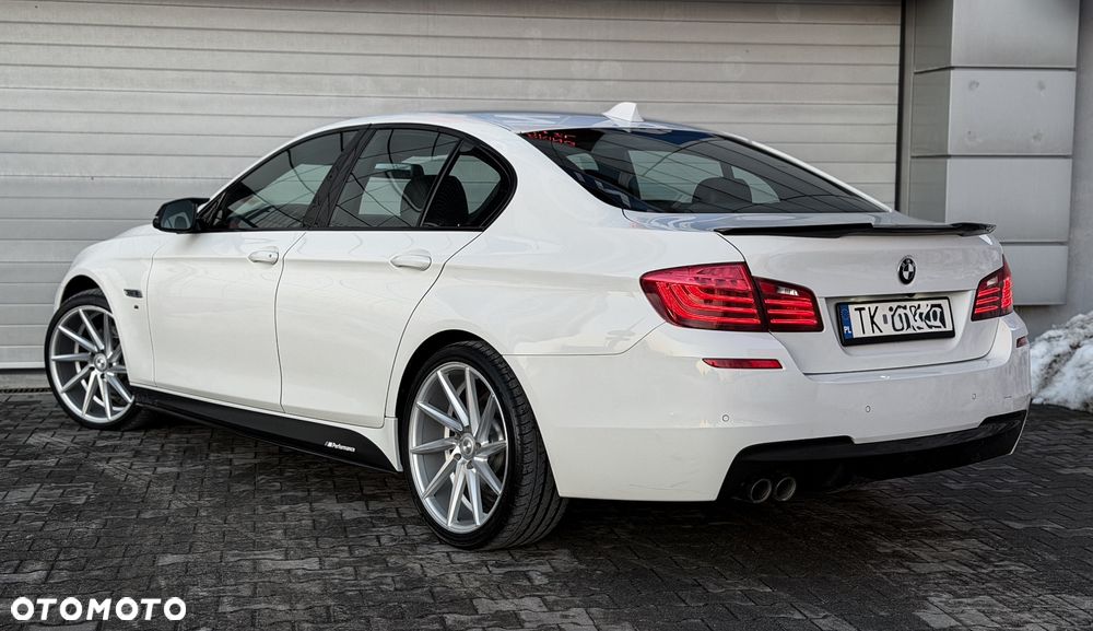 BMW Seria 5 520d xDrive - 7