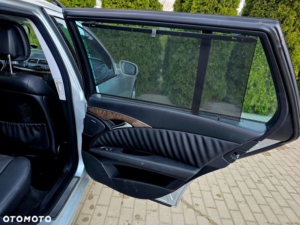 Mercedes-Benz Klasa E 320 CDI 7G-TRONIC Avantgarde BusinessEDITION - 33