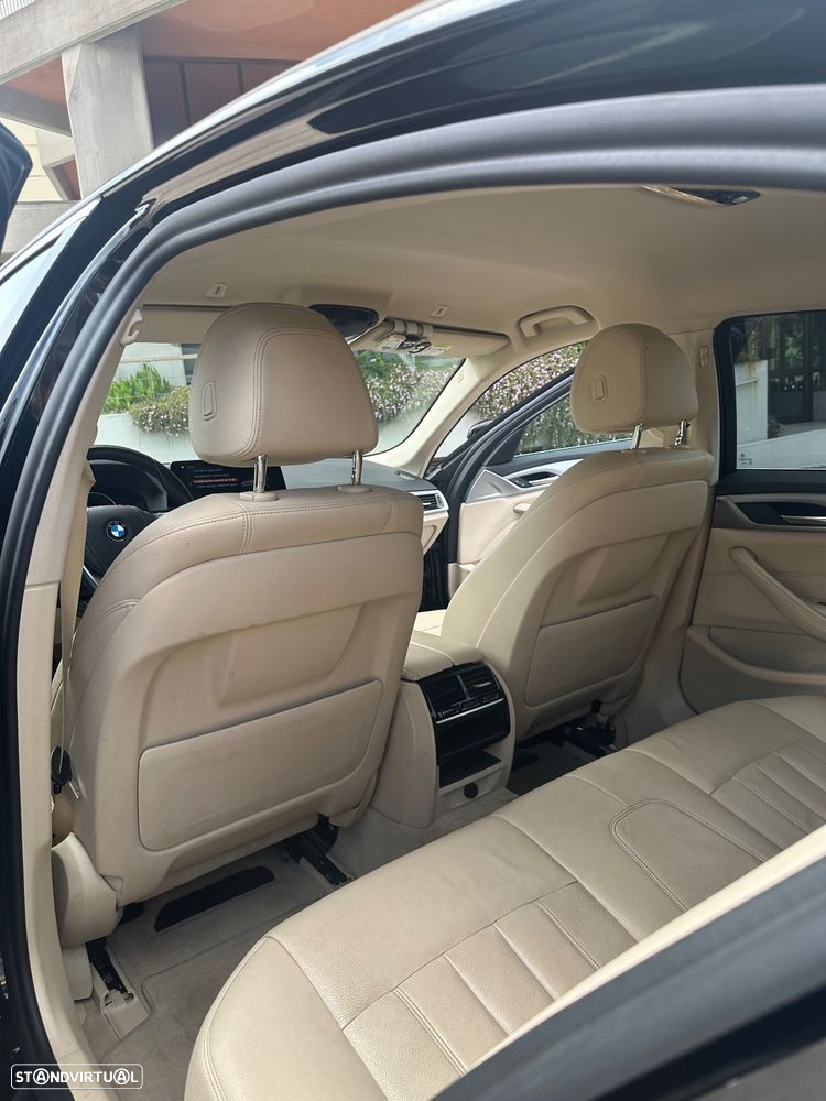 BMW 530 e iPerformance Line Luxury - 23