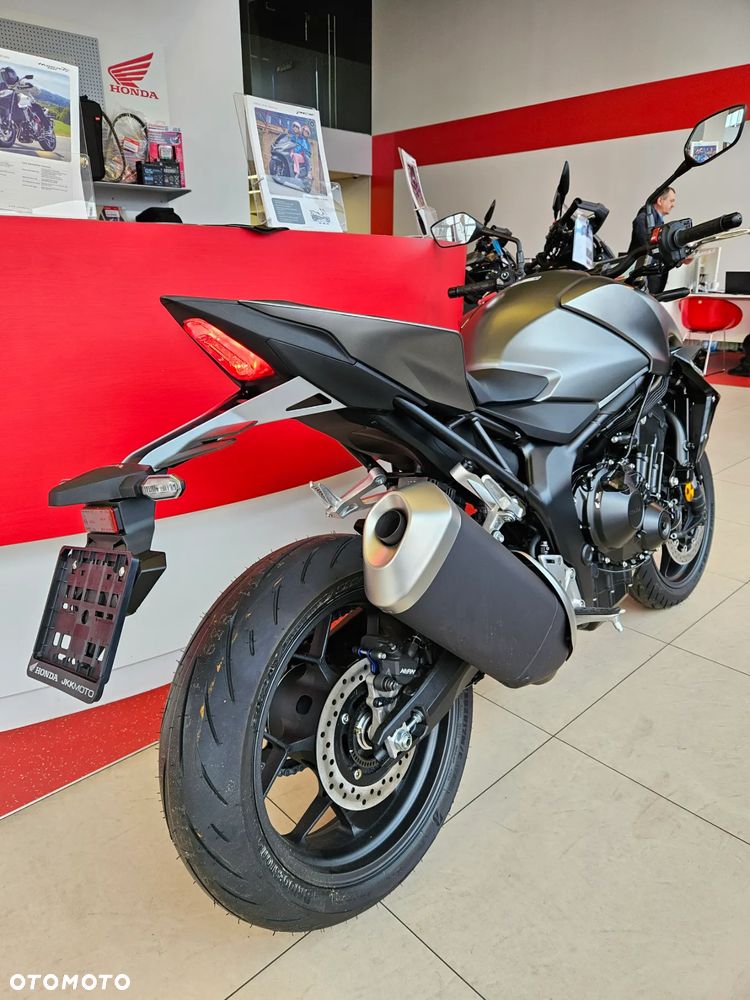 Honda Hornet - 19