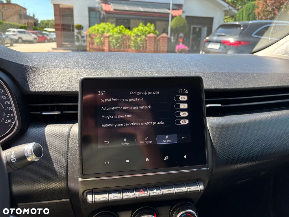 Renault Clio - 12