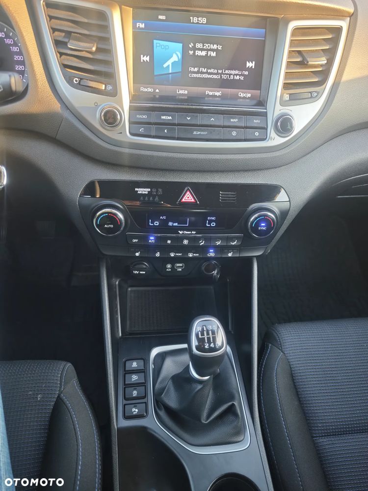 Hyundai Tucson blue 1.6 GDi 2WD Intro Edition - 13