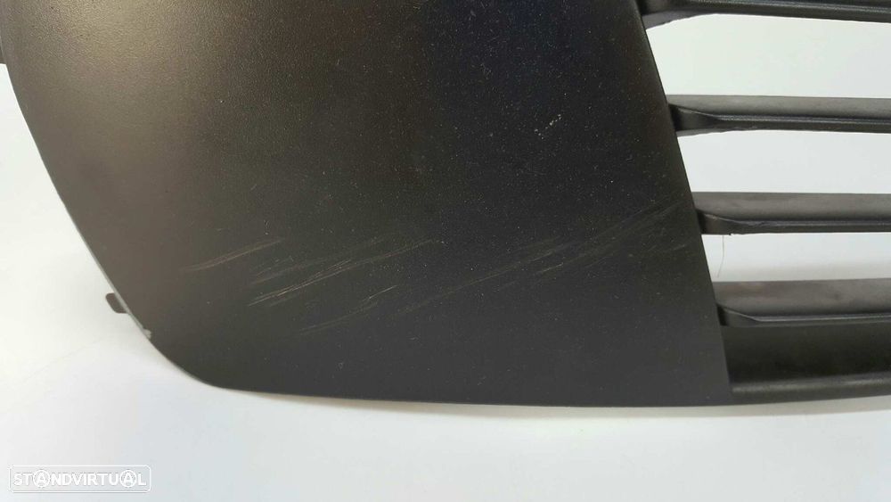 TRIM DO FAROL DE NEVOEIRO SEAT CORDOBA BERLINA (6L2) REFERENCE - 3