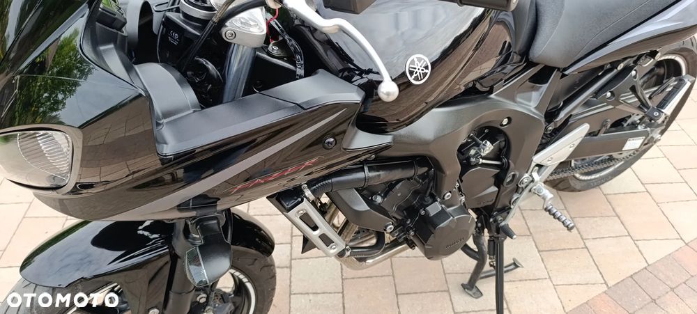 Yamaha FZ6 - 16