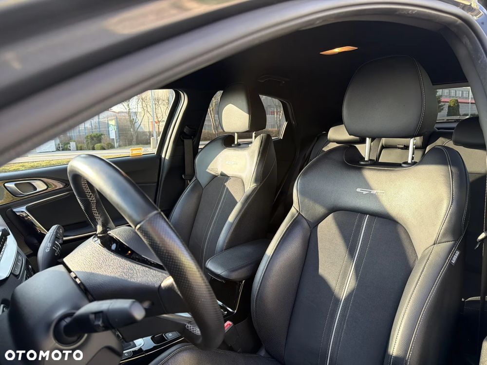 Kia XCeed 1.5 T-GDI GT-Line - 12