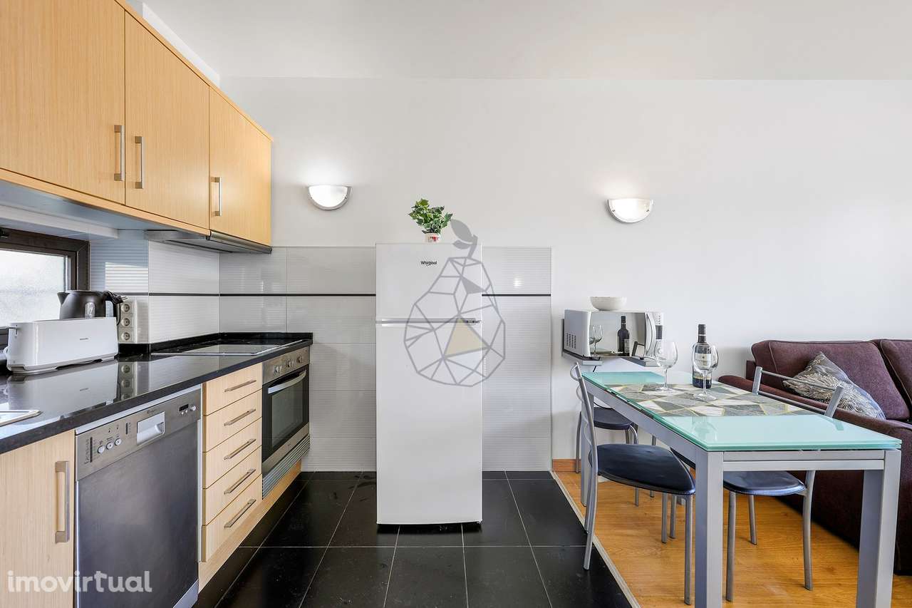 Apartamento  T0 + 1 espaçoso com Piscina e Vista mar a dois passos do - Grande imagem: 5/35