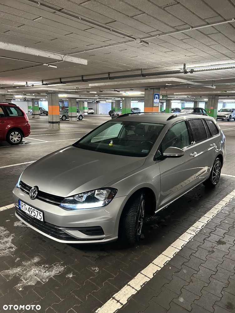 Volkswagen Golf - 3