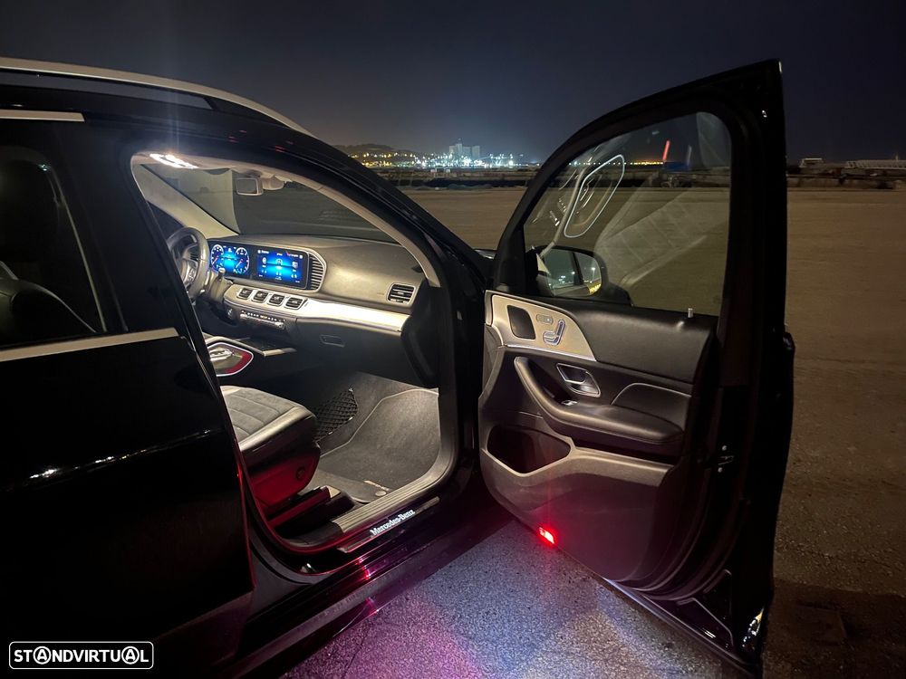 Mercedes-Benz GLE 300 d 4Matic - 24