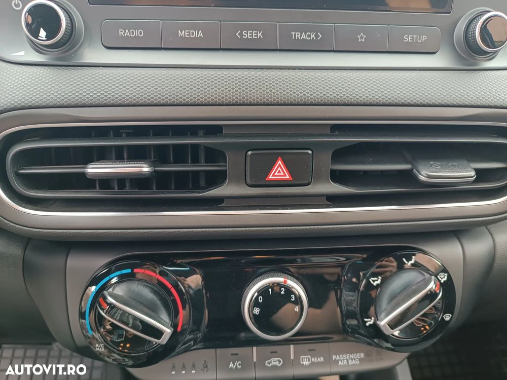 Hyundai KONA 1.0 T-GDI 120 CP 6MT 2WD Comfort - 33