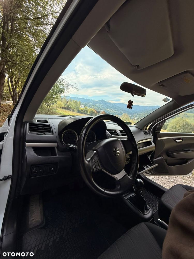 Suzuki Swift - 13