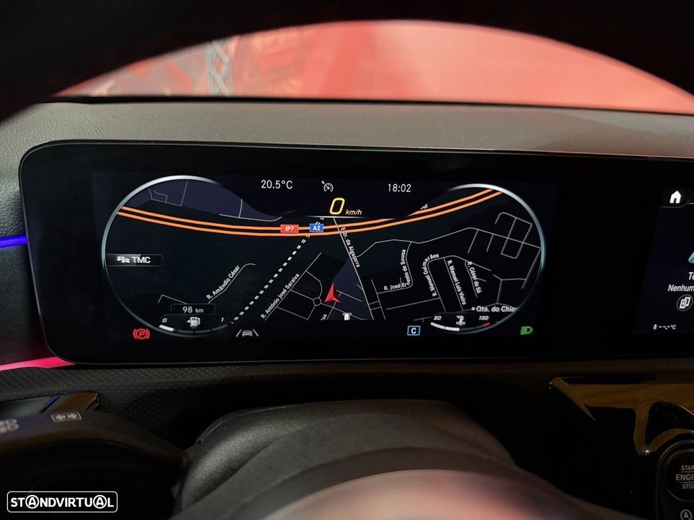 Mercedes-Benz A 180 AMG Line - 24