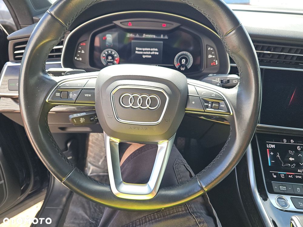 Audi Q7 - 11