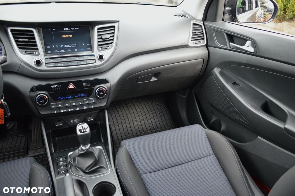 Hyundai Tucson blue 1.7 CRDi 2WD Advantage - 21