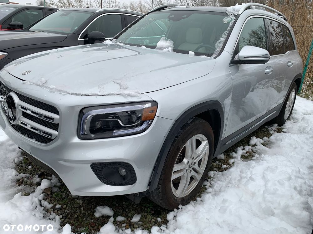 Mercedes-Benz GLB 250 4-Matic 8G-DCT - 15