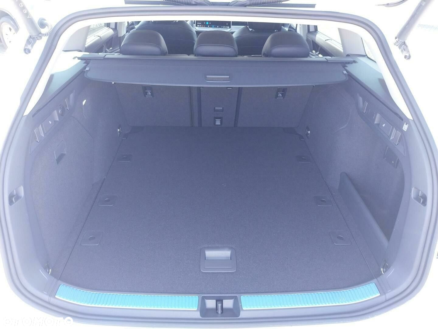 Volkswagen Passat - 5