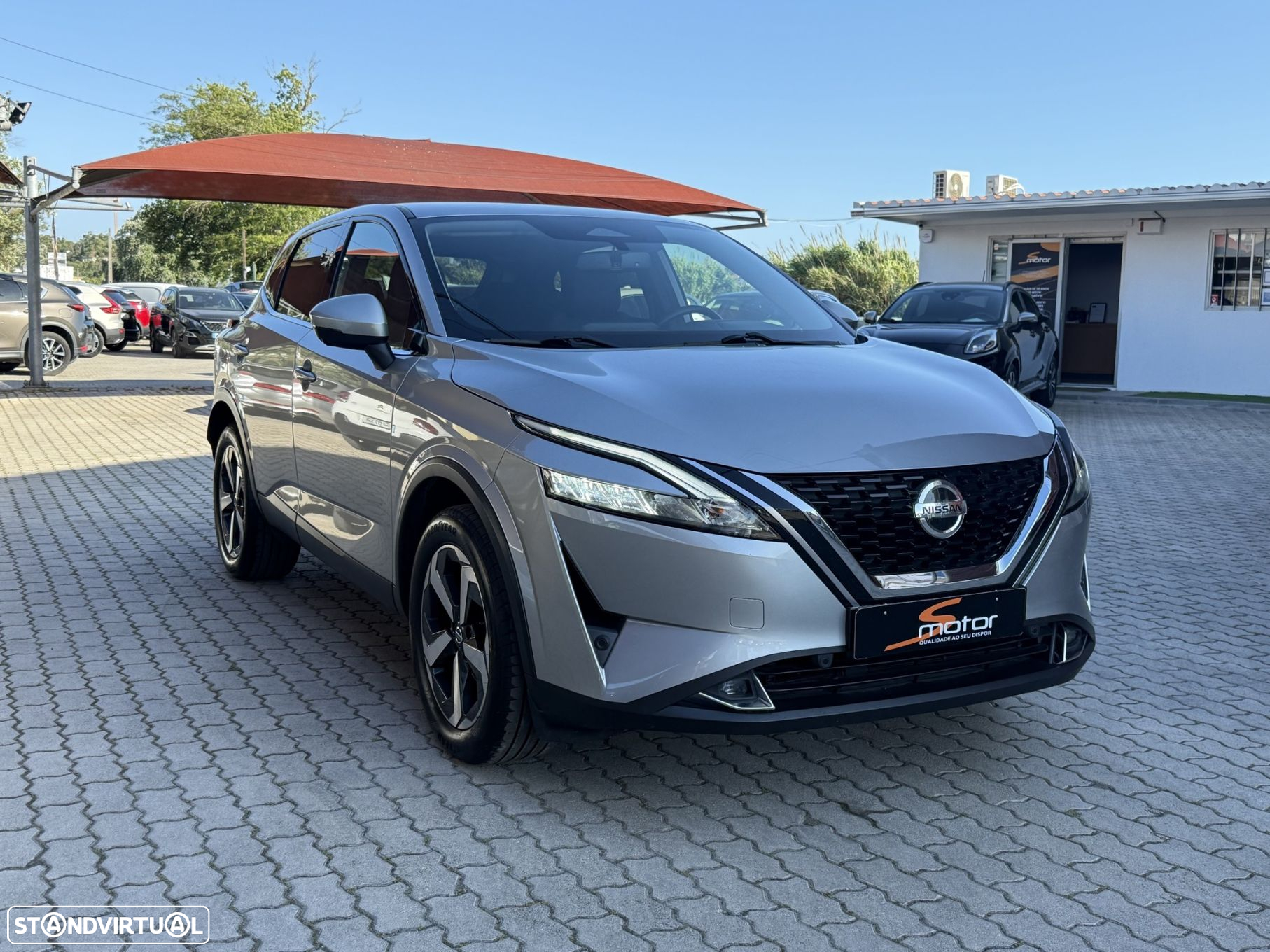 Nissan Qashqai 1.3 DIG-T N-Connecta LED - 2