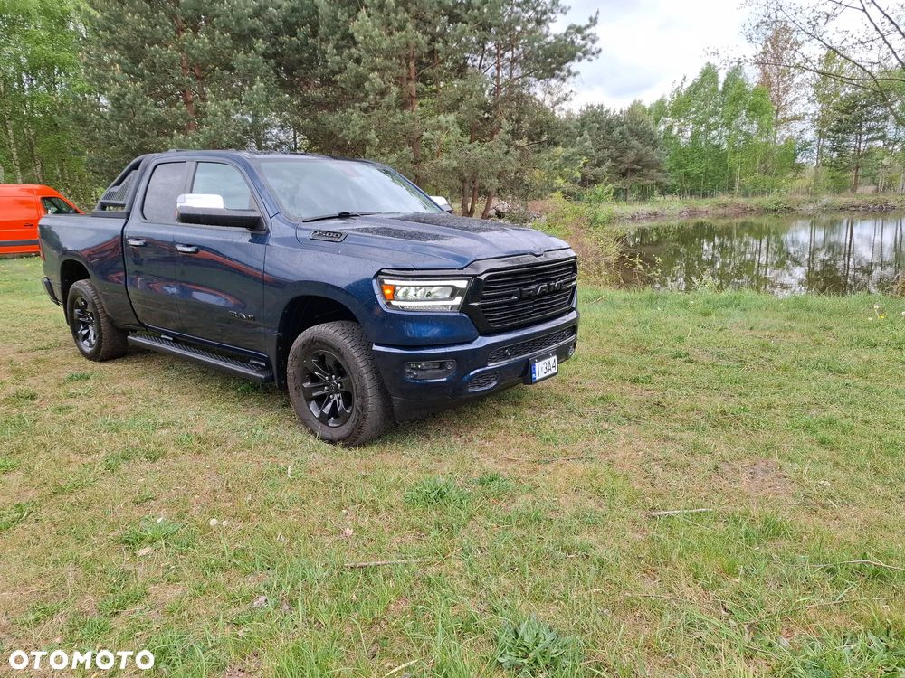 RAM 1500 5.7 Crew Cab Bighorn - 4